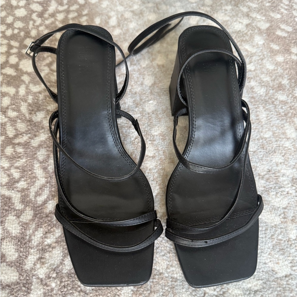 Forever 21 Black Strappy Square-Toe Block Heel Sandals